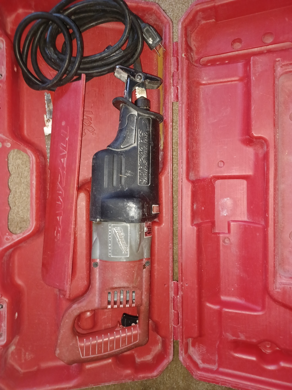 Milwaukee Corded Sawzall Reciprocating Saw in Red and Black